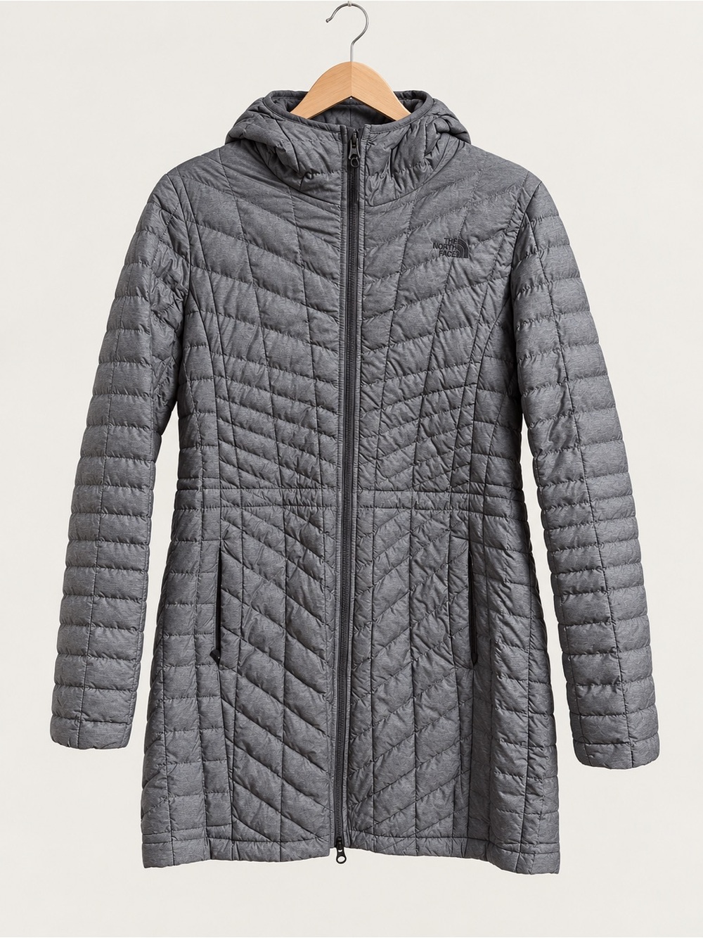 The North Face Women’s Quilted Hooded Puffer Coat - Gray
